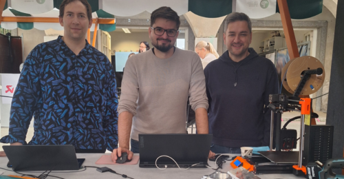 Mlada PONI inovatorja navdušila z AI rešitvami in 3D dirkalnikom