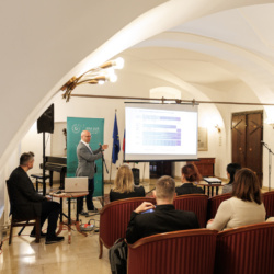 Finančni temelji za prihodnost: državne pomoči in strateške naložbe v regijah