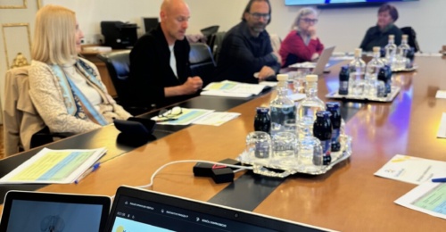 V projektu CulturalRoad raziskujemo odnos različnih generacij do avtonomne mobilnosti