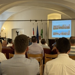 Svet LUR in Razvojni svet LUR o regijskih e-kolesih, prihodnosti evropskih sredstev in prostorskem razvoju regije
