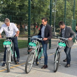 Regijsko električno kolo bicikEL že na voljo za izposojo v občinah Komenda in Škofljica