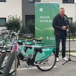 Regijsko električno kolo bicikEL že na voljo za izposojo v občinah Komenda in Škofljica