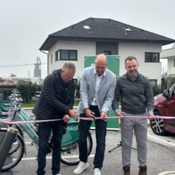 Regijsko električno kolo bicikEL že na voljo za izposojo v občinah Komenda in Škofljica
