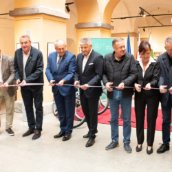 Z e-kolesom čez občinske meje: v Ljubljanski urbani regiji zaživel sistem bicikEL