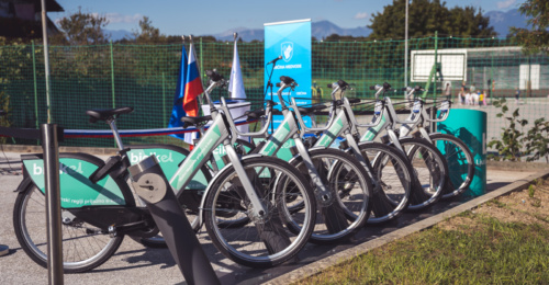 bicikEL se širi: nove postaje za izposojo e-koles tudi v Medvodah in Trzinu