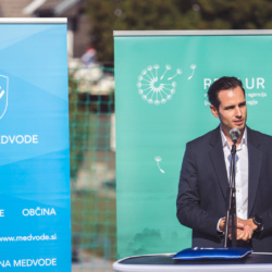 Peter Žnidaršič, izvršni direktor za sinergije in multimodalnost Nomago d. o. o. - širitev regijskega sistema javne izposoje e-koles bicikEL v občini Medvode