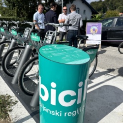 Vzpostavitev regijskega sistema javne izposoje e-koles bicikEL v občini Trzin