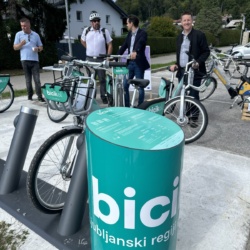 Vzpostavitev regijskega sistema javne izposoje e-koles bicikEL v občini Trzin